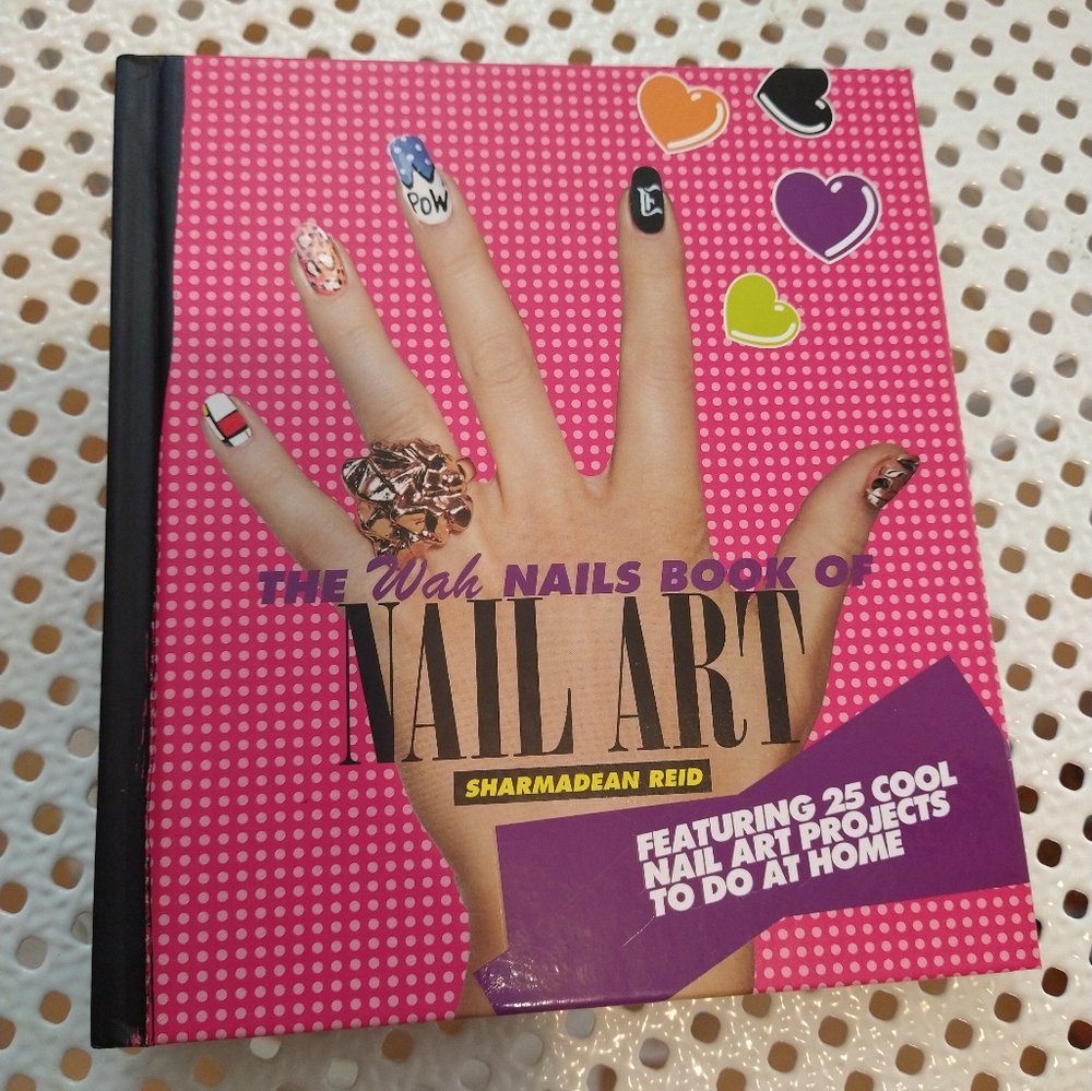 The Wah Nails Book of Nail Art 💅📖